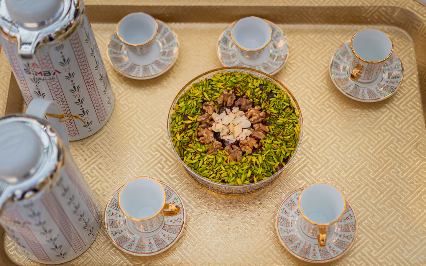 تمر خلاص بالمكسرات والطحينة